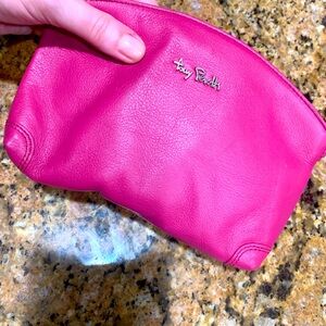 Absolutely stunning 100% buttery soft leather Tonny Perotti brand name cosmetic